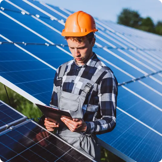 man-worker-firld-by-solar-panels-2 (1)